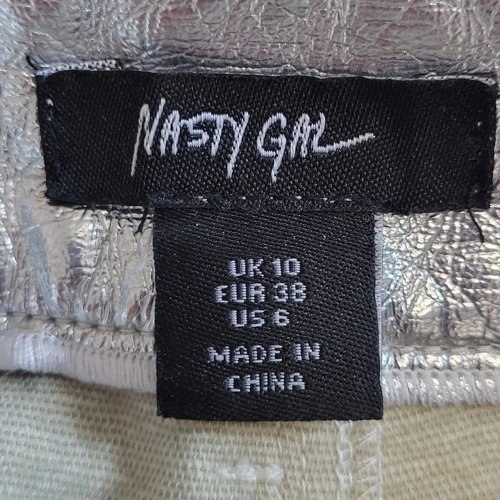 Nasty Gal Silver Metallic‎ Faux Leather Star Bum Patch Western Concert Pants 6